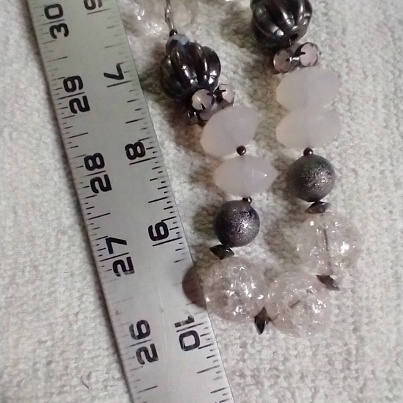 NY gunmetal tone chain Pink beaded crackle faceted rhinestone necklace - Picture 6 of 6